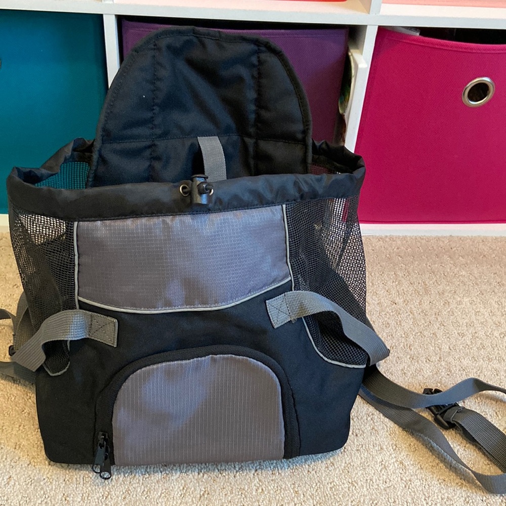 Pet backpack
